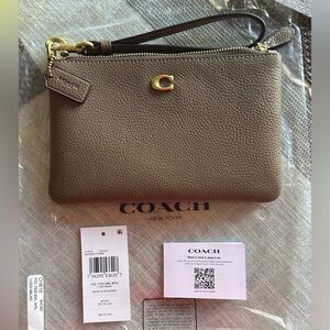 Coach Essential Wristlet Wallet